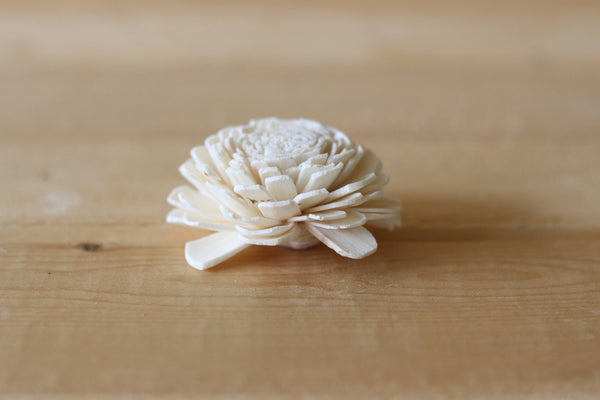 Wholesale/Bulk Wood Sola Bali Flowers 2"