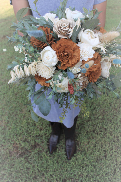 sola wood flower bridal fall winter bouquet