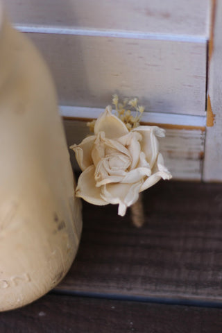 Ivory Boutonniere, Rustic Wedding, Country wedding, woodland wedding, buttonhole