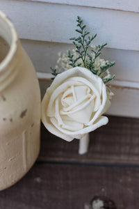 sola rose, Sola flowers,boutonniere, buttonhole, rustic, rustic wedding, groomsmen, groom, groom flower