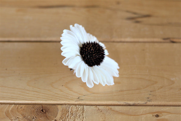 Sola Wood Sunflowers  2.5"