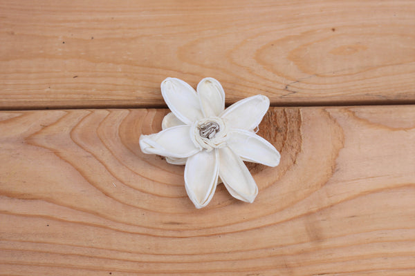 Sola Wood Starburst Flowers 2"