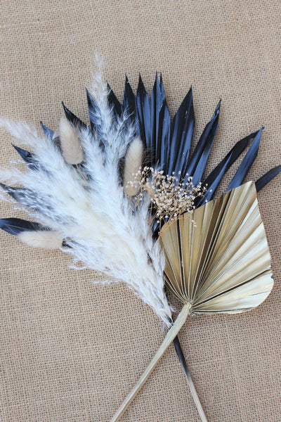 Onyx and Gold Cake Topper/ Dried Flowers Bouquet/Home Decor/ Cake Decor