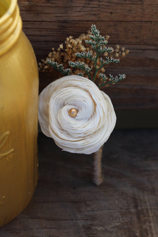 Sola Boutonniere-Groom Wedding, Groomsmen, Sola Shell Flower, Wedding, Wedding Flowers, Buttonhole, Rustic Wedding,