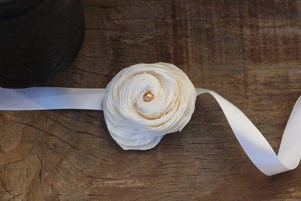Sola Shell Flower Corsage, bridal corsage, wedding corsage, rustic wedding, chic wedding