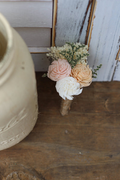 Groom Boutonniere, Sola Boutonniere, Wedding Flowers, Buttonhole, Rustic Wedding, Country Wedding